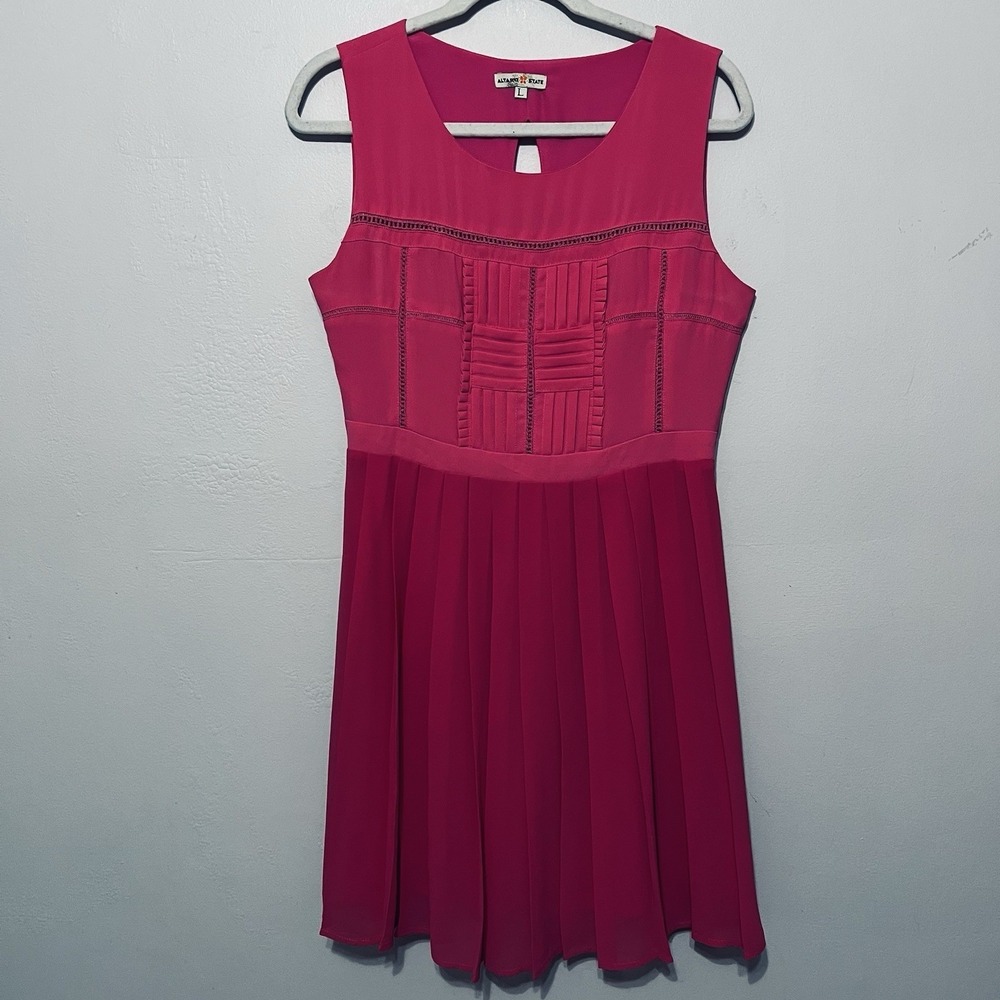 Altar'd State Pink Pleated Fit Flare Dress Sleeveless Ladder Lace Fuchsia L